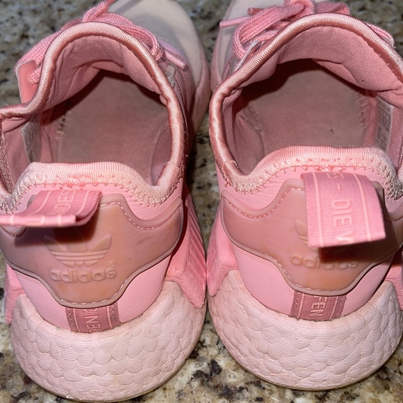 Adidas NMD R1 - Picture 7 of 10